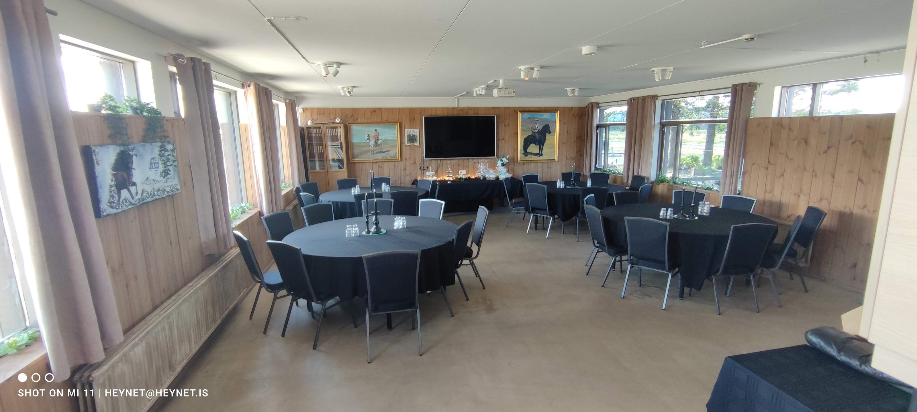 Guðmundarstofa Fáksheimili  - Image 2