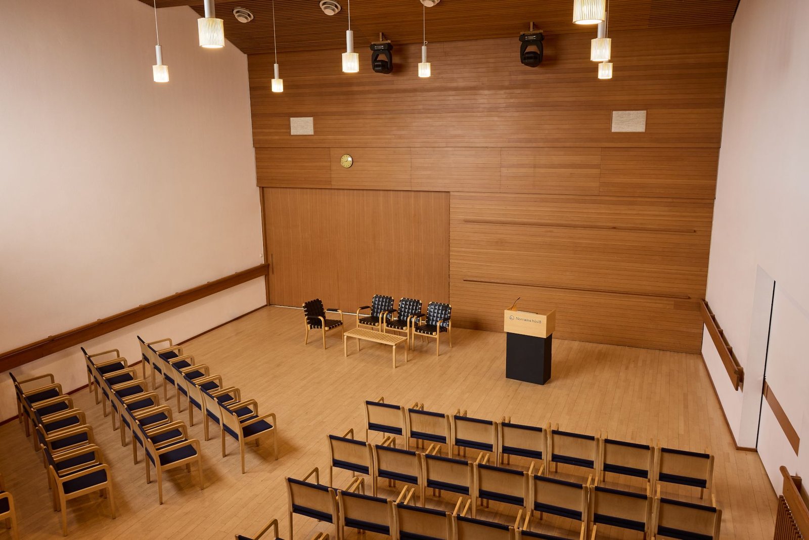 Elissa Auditorium í Norræna húsinu - Image 2