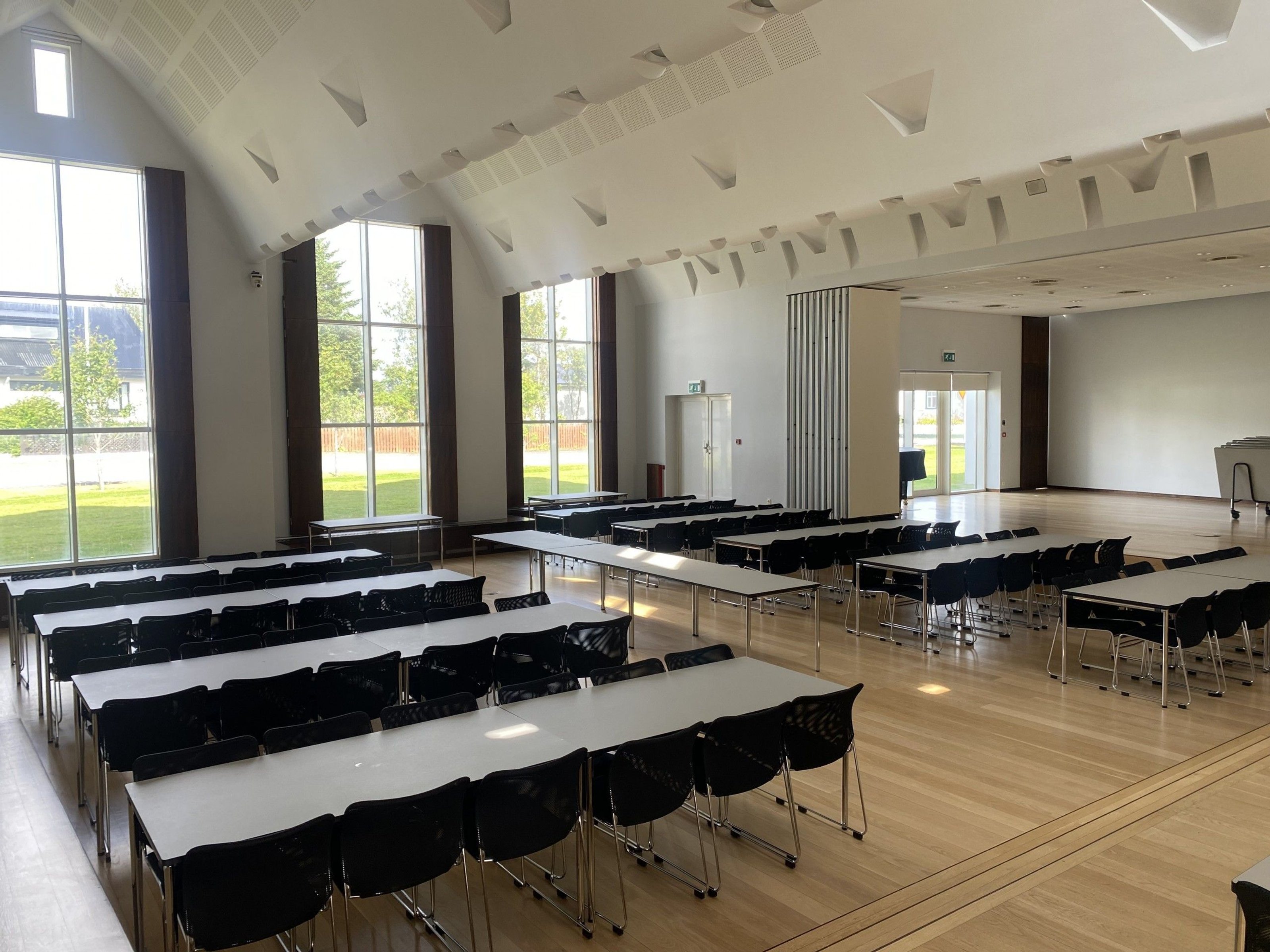 Safnaðarheimilið Kirkjulundur - Image 2