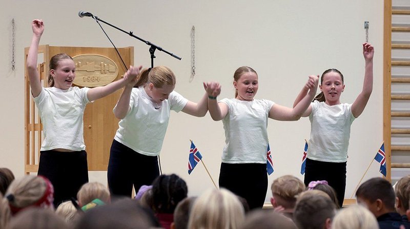 Íþróttahús Síðuskóla - Image 2