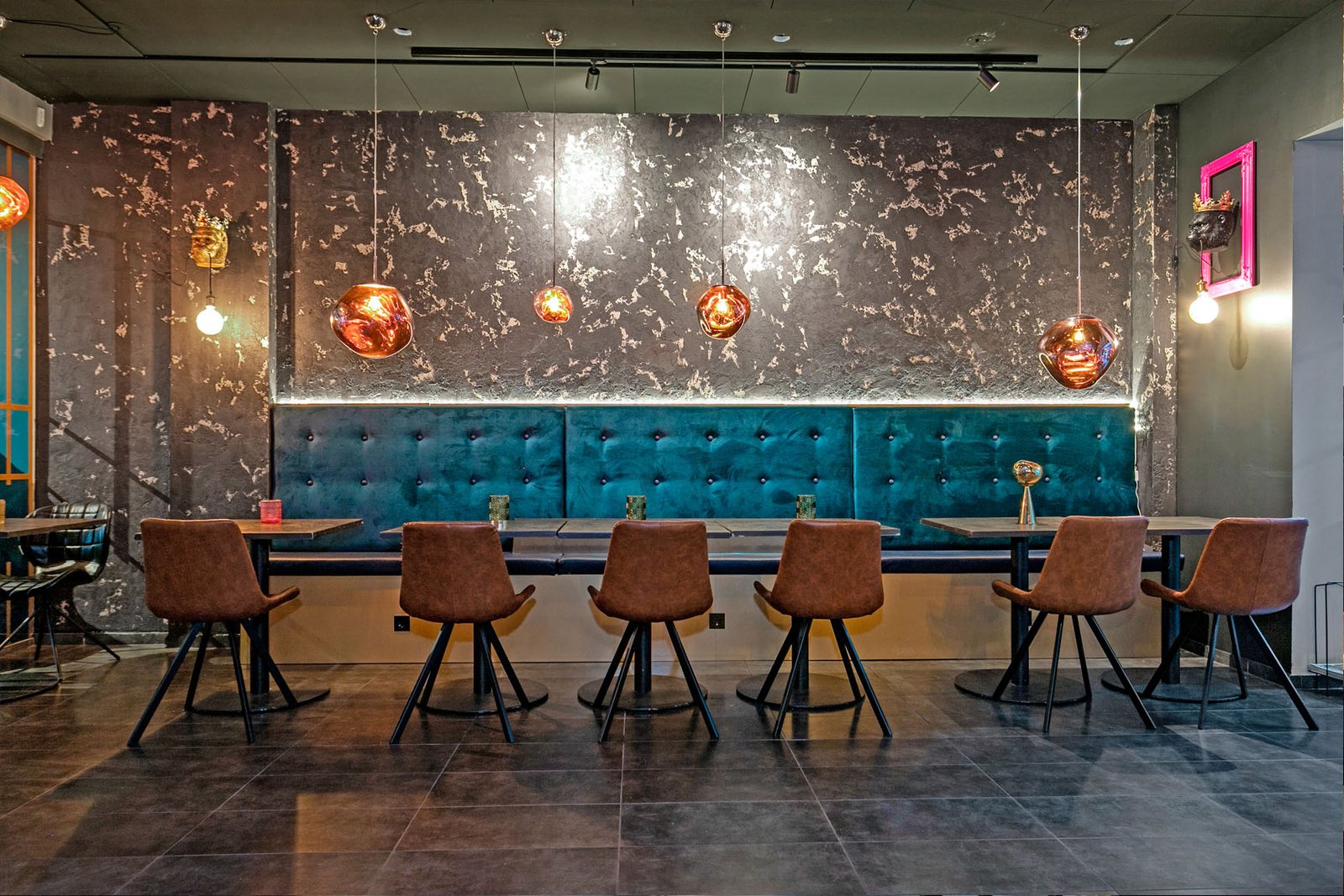 The Lounge